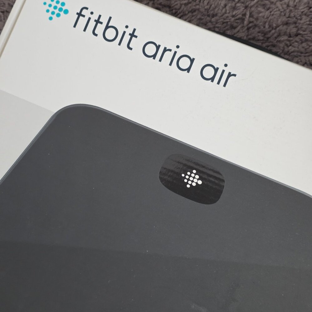 Fitbit scale Bluetooth